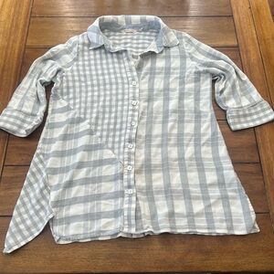 Soft Sureoundings Light Blue and White Striped Button-Up Shirt